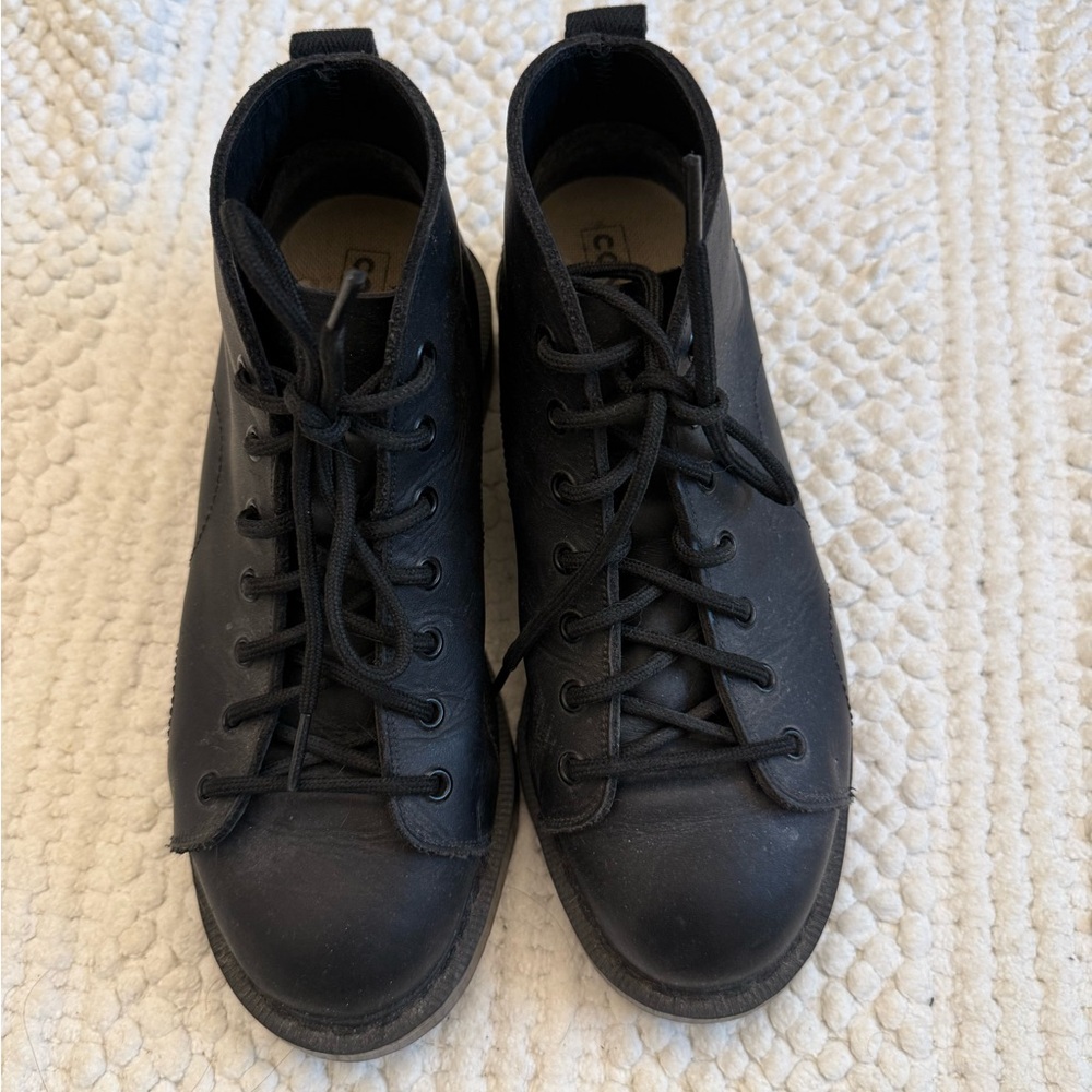 Margaret Howell Classic Black Lace-Up Ankle Boots for Women